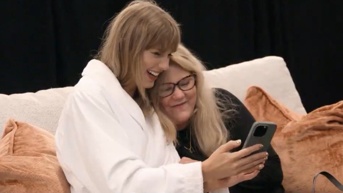 swifferwins's tweet image. *loud incoherent sobbing noises*