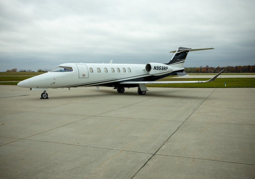 At the airport right now, I will be using this Learjet for the week. Thank you Lord God, Almighty here at the airport in Tulsa, Oklahoma.👨‍✈️🛩️😎