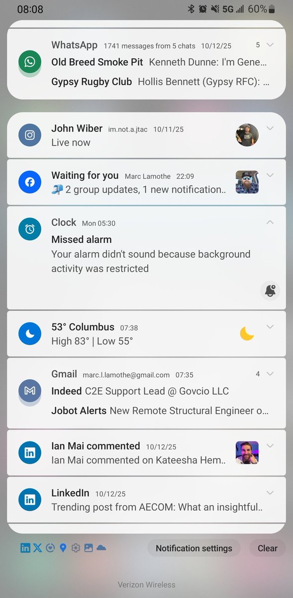 LemonteaSnippet's tweet photo. @SamsungMobileUS what the fuck is even this shit??? If I lose my job because you decided my alarm wasn't important enough, are you gonna fuckin hire me instead?? https://t.co/Au6NLLFMdo