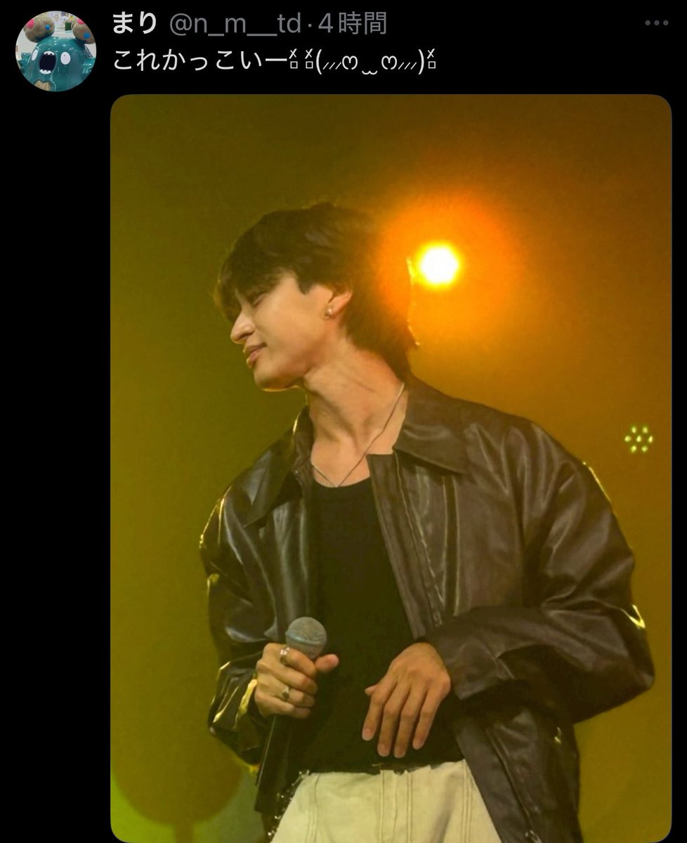 n_m__td's tweet photo. 撮可終わってから「これ好き,,>᎑<,,」って言うやつ大体同じ角度同じ表情で草 https://t.co/HUiIh6dZRl