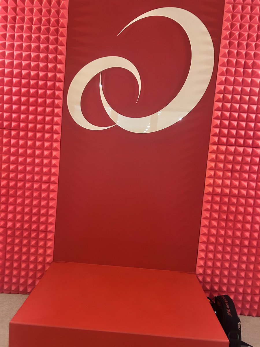 DJ_Buhle's tweet photo. Office of the day.
#NameThatMix coming soon on my YouTube channel.
Look out for it. https://t.co/FLRWTtslqf