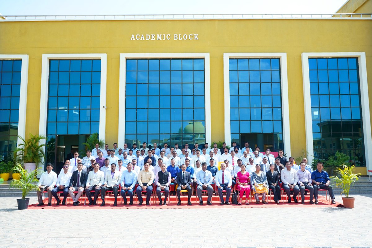 A significant milestone in the journey of  #CentreOfExcellence for Narcotic Control!

Narcotics Control Bureau has commenced capacity building programme Narcotics Investigation at @CAPT_Bhopal (13–17 Oct 2025).

👮‍♂️ 90 officers from State ANTFs across the country and NCB personnel