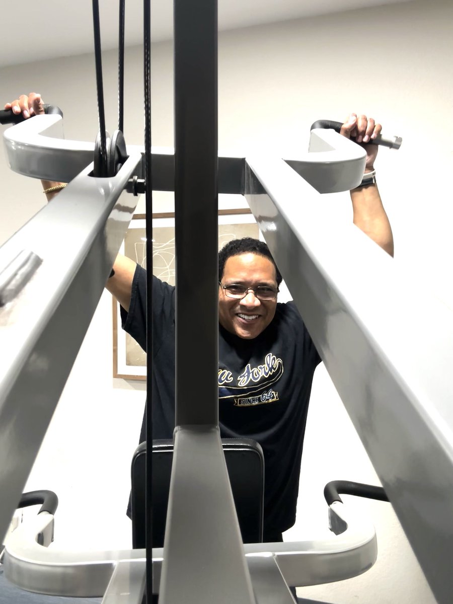 Carlducena's tweet image. Let’s Get up, Get out, remain positive, focused and get this Action Packed week going in the right direction….
Morning work out done. 
Time to fly across the US.

OWN THE ROOM, BABY,
OWN IT!!!!
God is Wonderful….