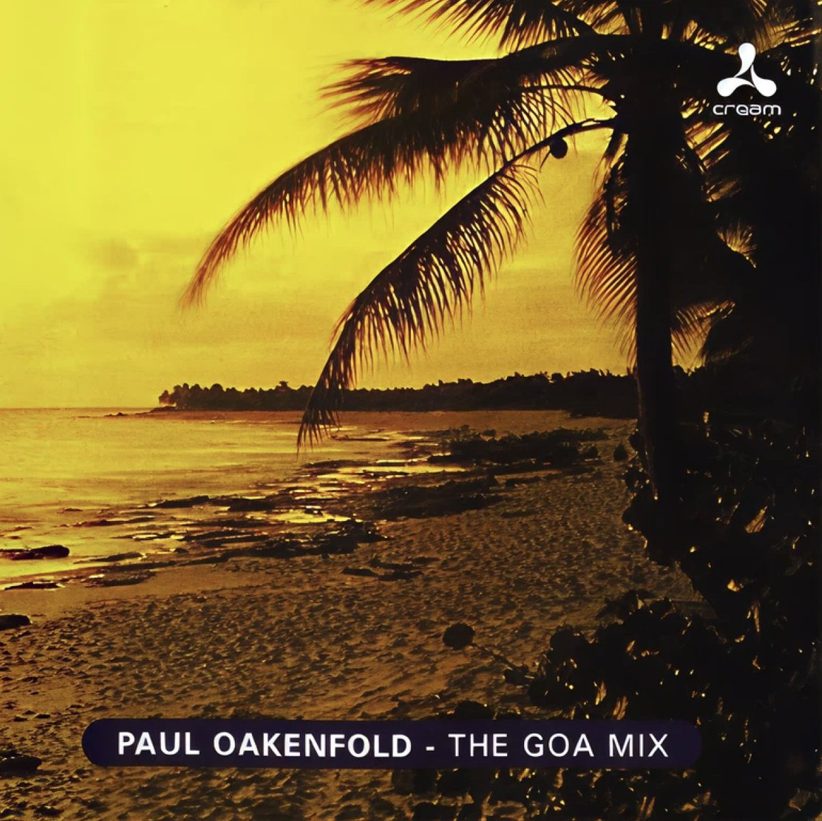 Redrico's tweet photo. PAUL OAKENFOLD GOA MIX - RADIO1 ESSENTIAL MIX (1994)
The greatest Essential Mix of the all. Pioneering DJing fusing underground trance with film soundtracks. I heard it live one Saturday night in 94 &amp; it really did change my life.

https://t.co/O3A6N39Rdm

#trance @pauloakenfold https://t.co/d0QBa7Cnsk