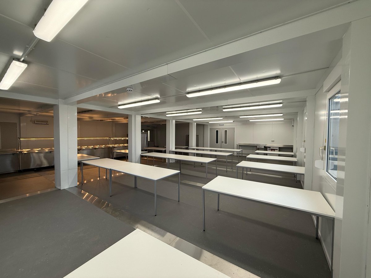 On_Site_Kitchen's tweet photo. TEMPORARY BUILDINGS HIRE

Large servery and dining area as part of significant installation for a #construction site.

Contact us to discuss your requirements.

#Schools #EducationSector #Highways #HospitalFood #Infrastructure #Hospitals #HMP #PrisonFood

https://t.co/5rlVvjgKv9 https://t.co/rnR0MEPqs1