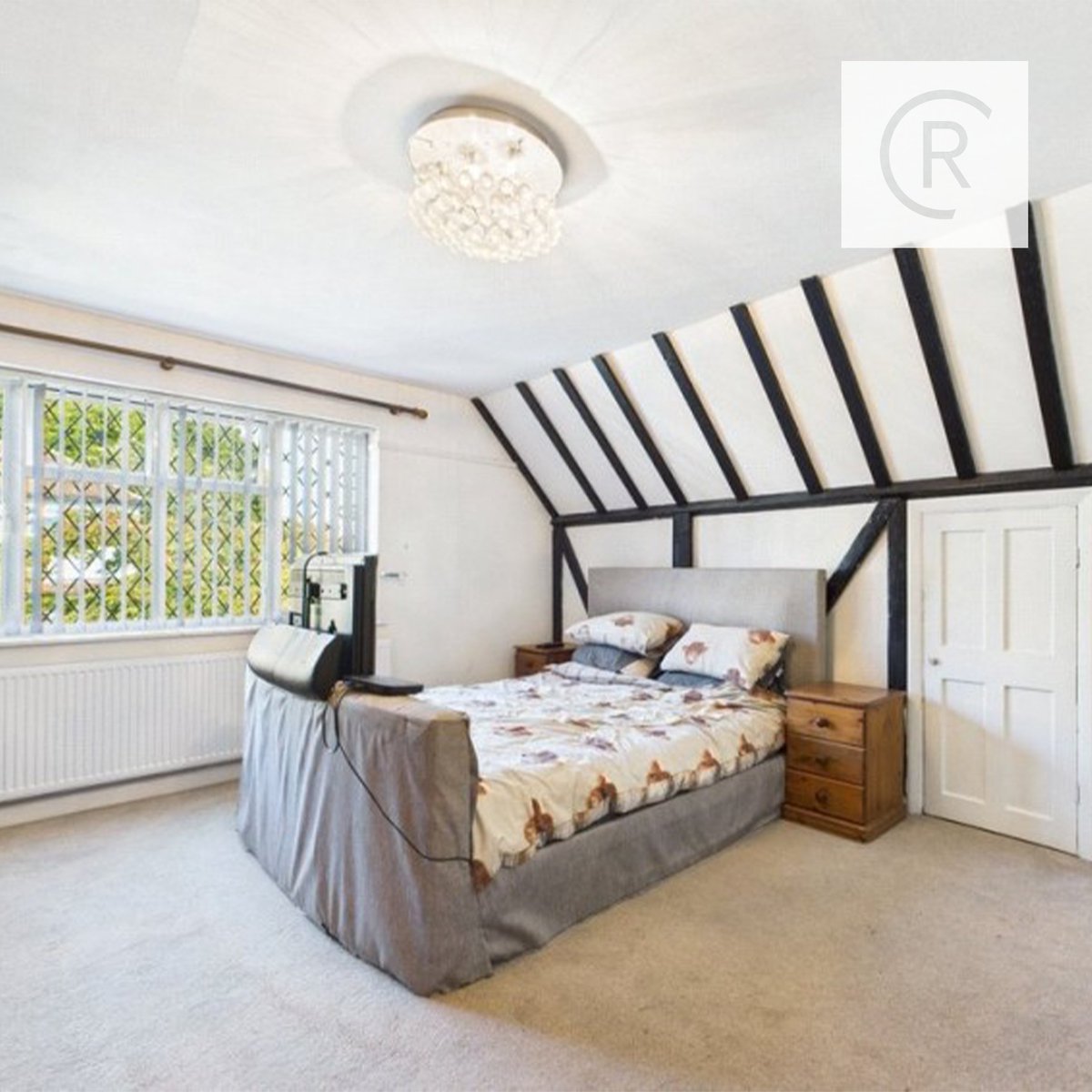 RobertCooper83's tweet image. 🏡Sales Property of the Week🏡
Egerton Close, HA5
£900,000

🛏 4 Bedrooms
❤ Potential To Extend STPP
🌳 Large Private Garden
🚗 Garage and Off Street Parking
🎱 Games Room
📍 Catchment Area For Excellent Schools
🔗 tinyurl.com/a2jbp623
📞 020 8429 1444

#Pinner