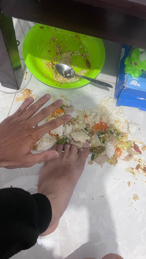 Unpadfess tweet media