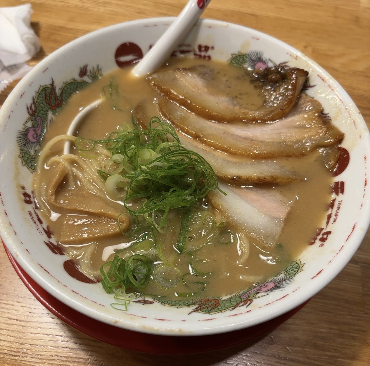 鉄砂の壁
僧形の塔
灼鉄熒熒
湛然として
終に音無し
