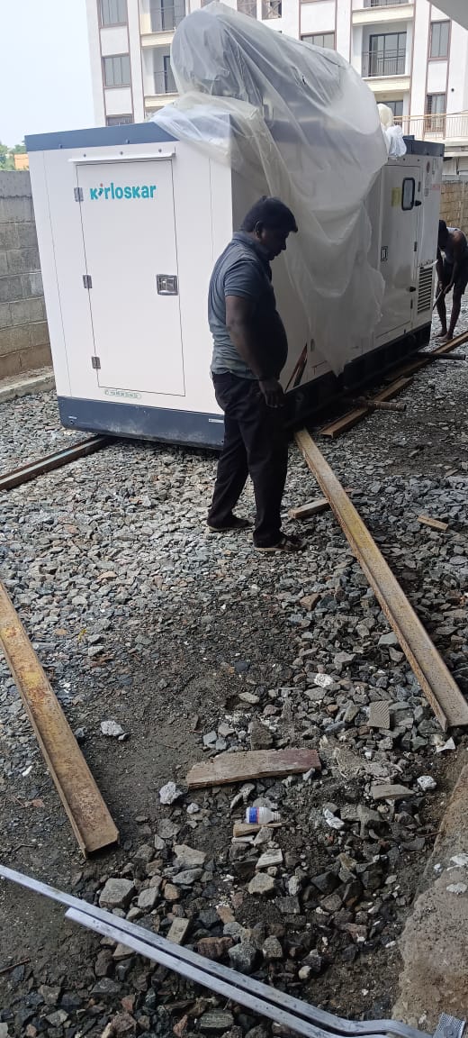 maxpowerservice's tweet image. Recent Supply Update 🚛⚙️
We have recently supplied a 250kVA Kirloskar Powergen Diesel Generator Set at Pallikaranai, Chennai for construction purpose.

For more details, visit 🌐 maxpowerservices.com or call 📞 9382836363

#KirloskarPowergen #DieselGenerator #MaxPowerServices