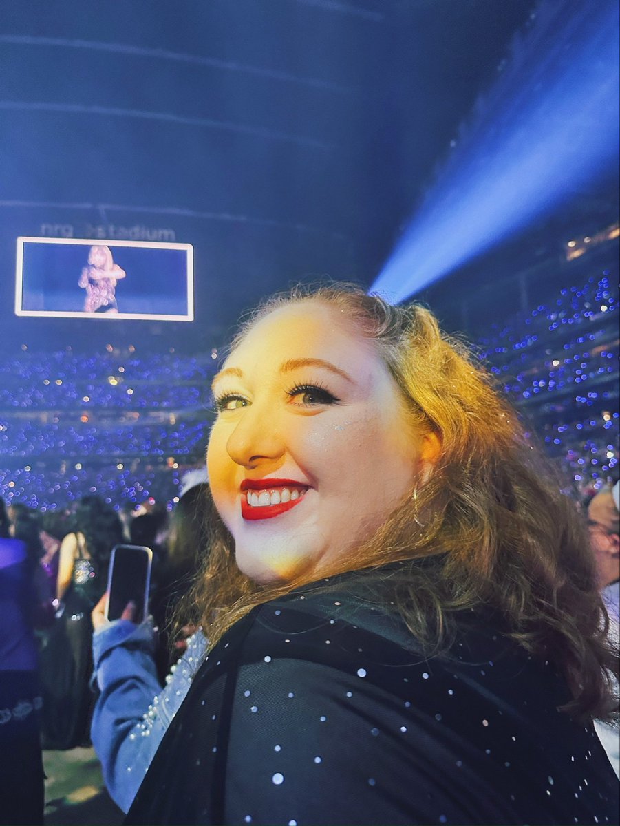 WarriorSwiftie's tweet photo. Truly “the only thing that’s left is the manuscript”! 🥹😭💕 can’t wait to relive it all with our girl! @taylornation13 #SwiftDay https://t.co/lfbK9EnyH8