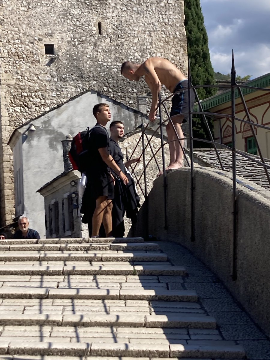 …han hoppade aldrig. Klokt nog!?