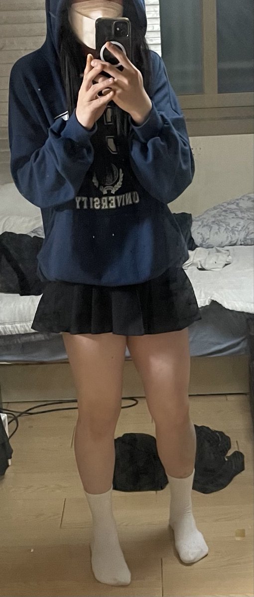 전주 게이중에서 시디만날 뚱땡이 노예 게이 없음?
한적한 야외에서 야노하면서 내가 벌리면 알아서 빨아줄 노예 구함
본인 170/60 
dm보낼때 키랑 몸무게 나이 꼭 보내야함