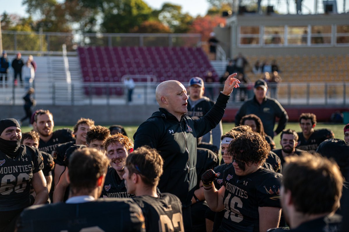 Mounties Football tweet media