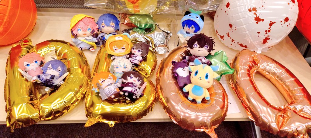 shimeji971201's tweet photo. 大変遅くなりましたが、皆様お疲れ様でした!!!とっても楽しくて時間が過ぎるのが本当にあっという間でした…隣接してくれた子、お隣にいらっしゃった方(神)にスケブを描いていただき、嬉しい気持ちでいっぱいで…ほんとありがとうございましたッッッ🤦♀️💘🙇♀️💓
#DB60
#鹿児島DB60 https://t.co/aZkuqRgkLh