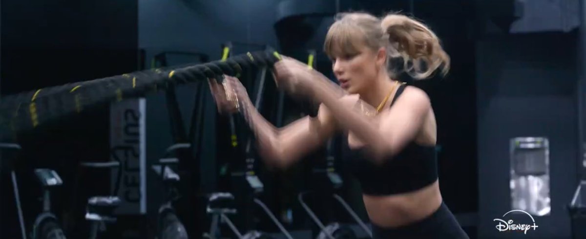 everslay13's tweet image. AHH WE ABOUT TO GET THE WORKOUT ROUTINEEEE