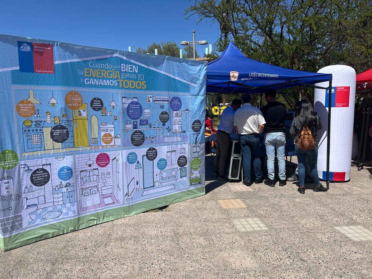 energiatacama's tweet image. ⚡ En #DiegoDeAlmagro participamos en jornada de #RedFuturoTécnico Atacama junto a #Transelec y el SLEP Atacama, fortaleciendo la #EducaciónTécnicoProfesional con el programa #IFIenergíaAtacama de #Corfo operado por Gedes. #Atacama #TransiciónEnergética