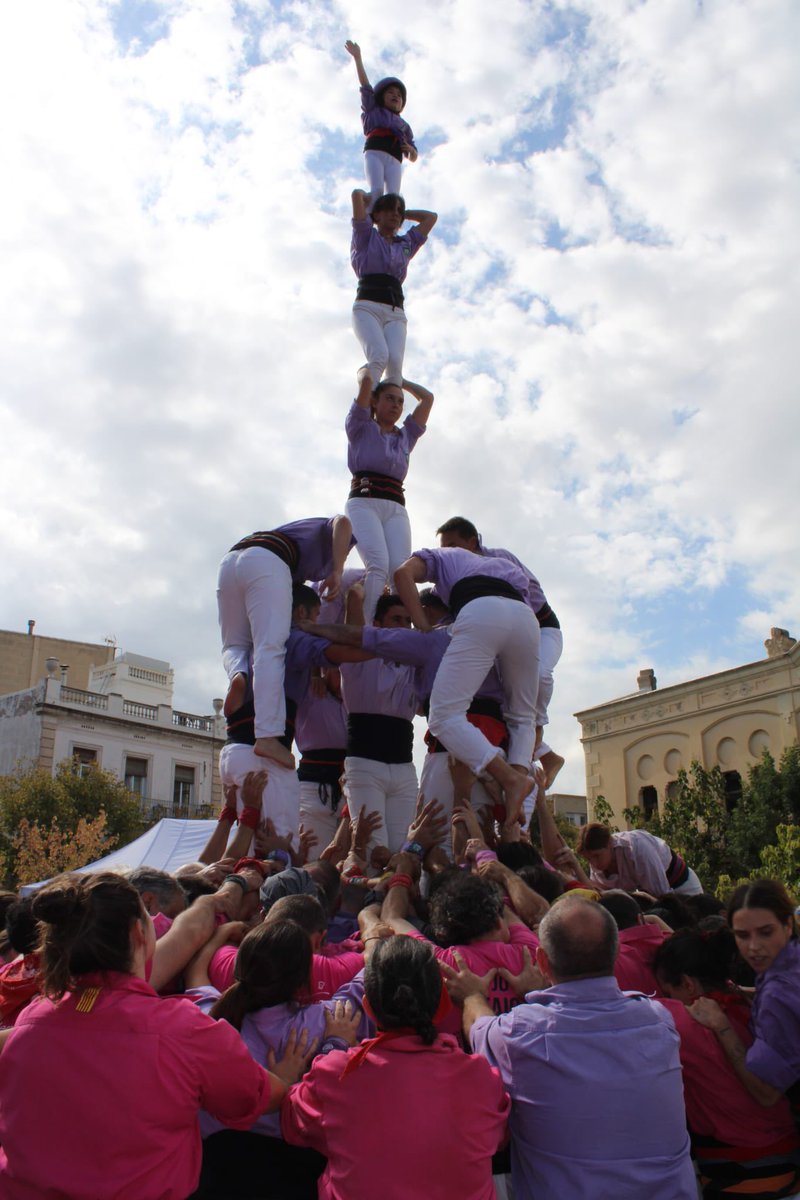 Castellers de Cornellà tweet media