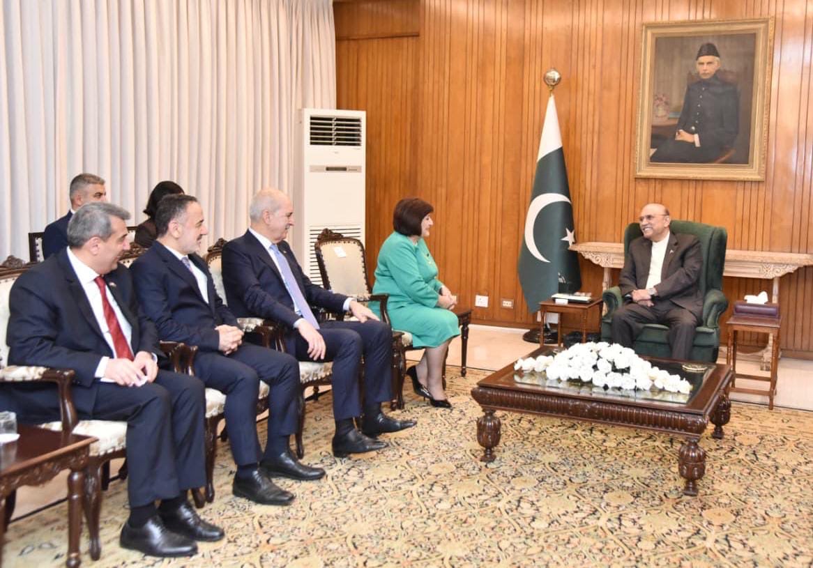 PPP (@mediacellppp) on Twitter photo President <a href="/AAliZardari/">AsifAliZardari</a> with Dr. Numan Kurtulmuş, Speaker of the Grand National Assembly of Türkiye, and Mrs. Sahiba Gafarova, Chairperson of the Milli Majlis of Azerbaijan, during their call at Aiwan-e-Sadr. President <a href="/AAliZardari/">AsifAliZardari</a> with Dr. Numan Kurtulmuş, Speaker of the Grand National Assembly of Türkiye, and Mrs. Sahiba Gafarova, Chairperson of the Milli Majlis of Azerbaijan, during their call at Aiwan-e-Sadr.