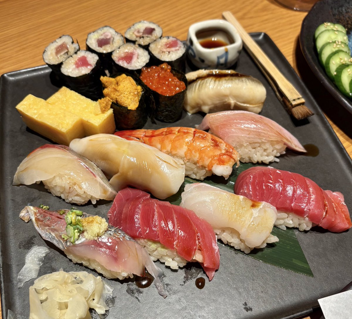 銀座でお寿司を食べました。