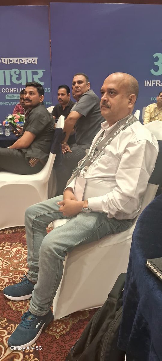 kumarharesh's tweet image. #Modiji don&apos;t overthink the #Sheohar seat. In #HareshKumar you&apos;ve found a rare #diamond who along with a #historicvictory has the potential to #influence other seats as well. I seek your #blessings in the #SheoharAssembly. I am a resident of Belwa, #Sheohar. #BiharElections2025