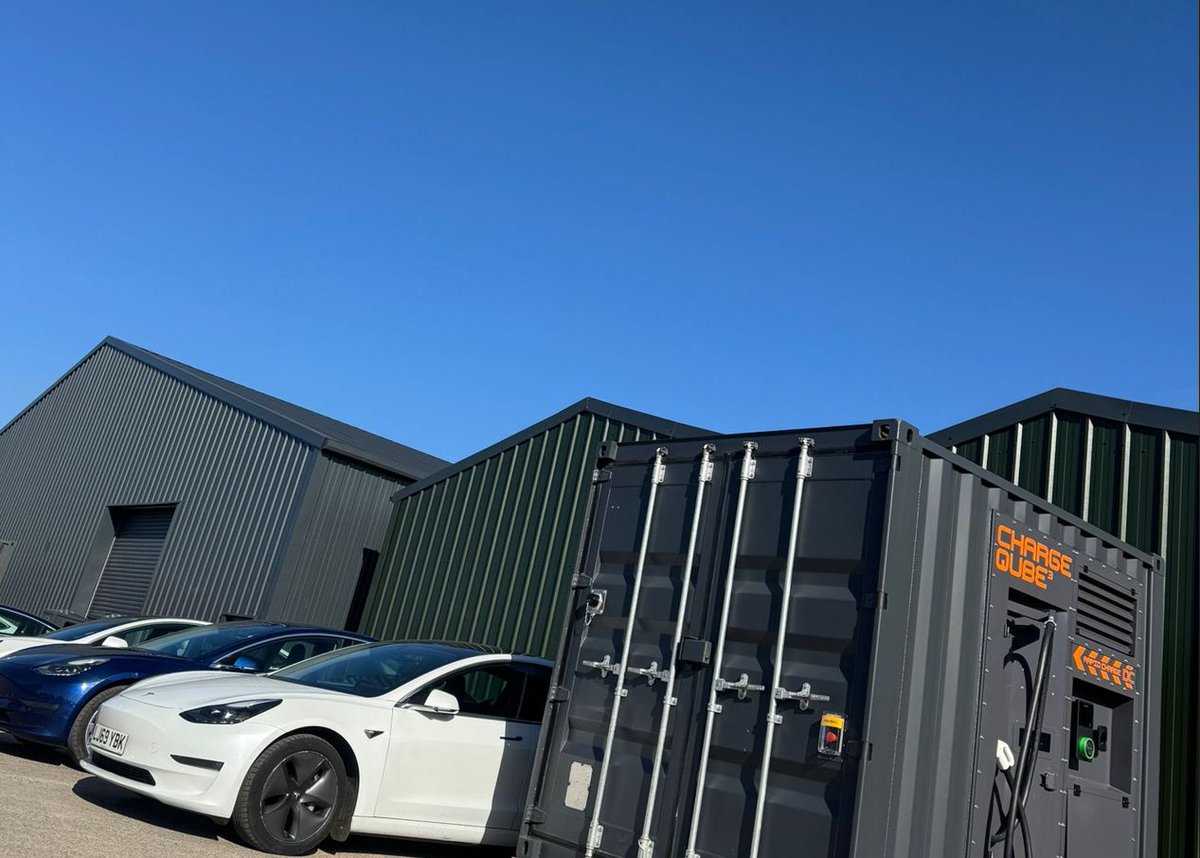CybrandAEC's tweet photo. From grid sync to reactive loads—Charge Qube’s inverter tech delivers clean, stable power.

#CleanEnergy #ChargeQube #evcharging #electricPlant https://t.co/ENvP28KWX1