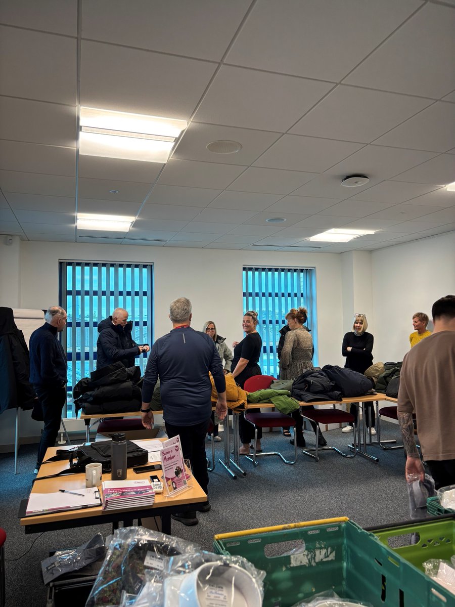 BriggsForrester's tweet image. 🛍️ POP-UP SHOP WITH PURPOSE 💙
We were proud to host a pop-up shop in our Northampton Head Office training room featuring items from The Hope Centre. The event raised an amazing £500 for The Hope Centre, supporting their vital work in the local community👏
#excellenceateverylevel
