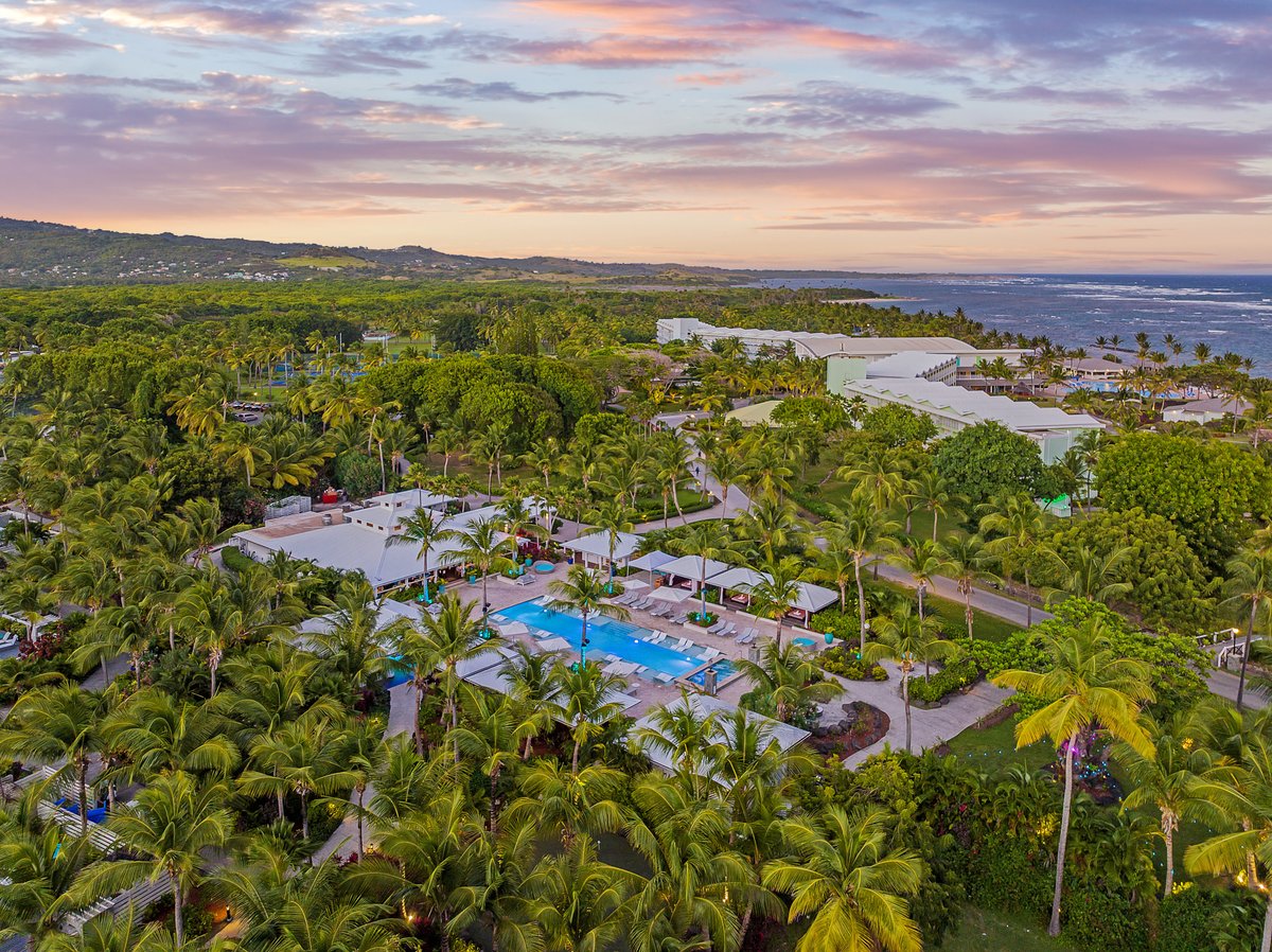 Wishing our Canadian friends a Happy Thanksgiving! Today, we celebrate gratitude, togetherness, and the joy of making unforgettable memories, whether you’re here in Saint Lucia or celebrating from home. 🍁✨