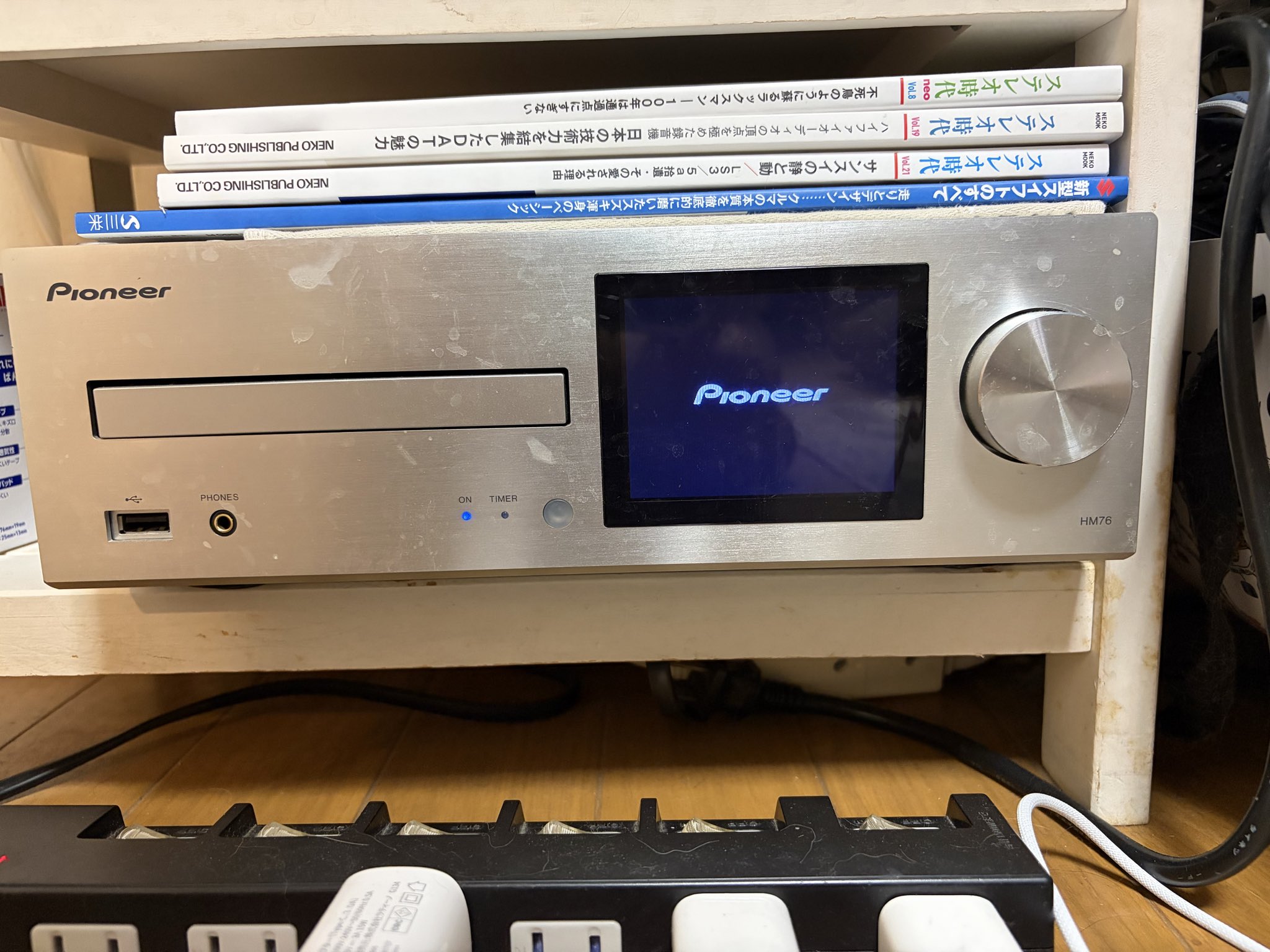 Pioneer ブックシェルフスピーカー S-HM82-LR Pioneer 位相反転式ブックシェルフ型スピーカーシステム S-HM82