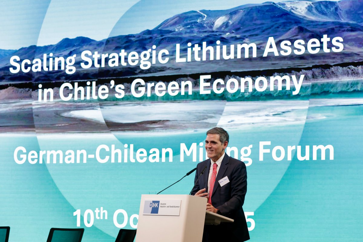 ctlithium's tweet image. Ahead of #LMEWeek, CEO Ignacio Mehech joined industry leaders last week to discuss Chile-Germany cooperation in sustainable lithium supply and clean energy. #Lithium #EnergyTransition @AngloAmerican @HotChiliLtd @InvestChile @Aurubis_AG