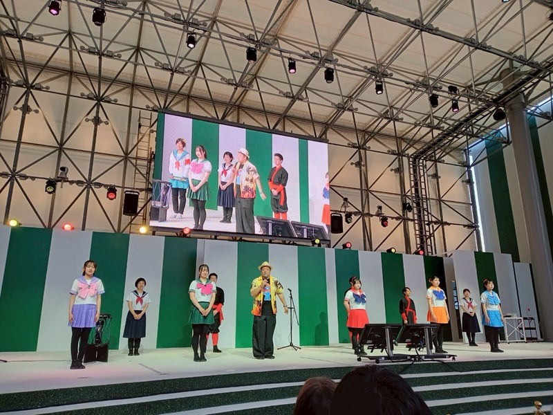 stardustkawachi's tweet image. 【4/26(土)盆踊りのアシタ】
#よしもとパビリオン にて行われた盆踊りのアシタに出演!枚方でも何度かご一緒した #span! さんと #ミサイルマン さんがMCを務めてくださいました。子供から大人まで、また芸人さんも一緒踊ってくださり盛り上がりました!
#EXPO2025 #大阪・関西万博 #盆踊り