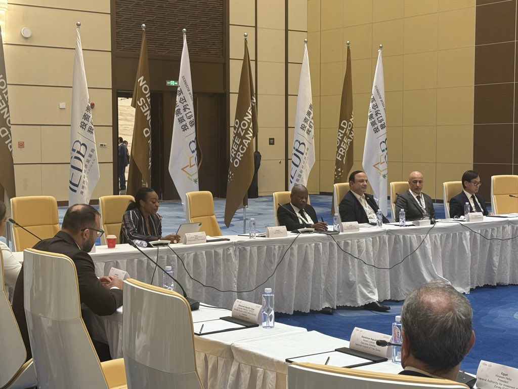 At the World Free Zones Summit in China, I joined global leaders to discuss how free zones can drive industrial growth and sustainable trade. 🇳🇬🌏

Also held a bilateral with Mr. Chen Xi, Vice Mayor of Hainan, to deepen Nigeria–China collaboration in trade and investment.