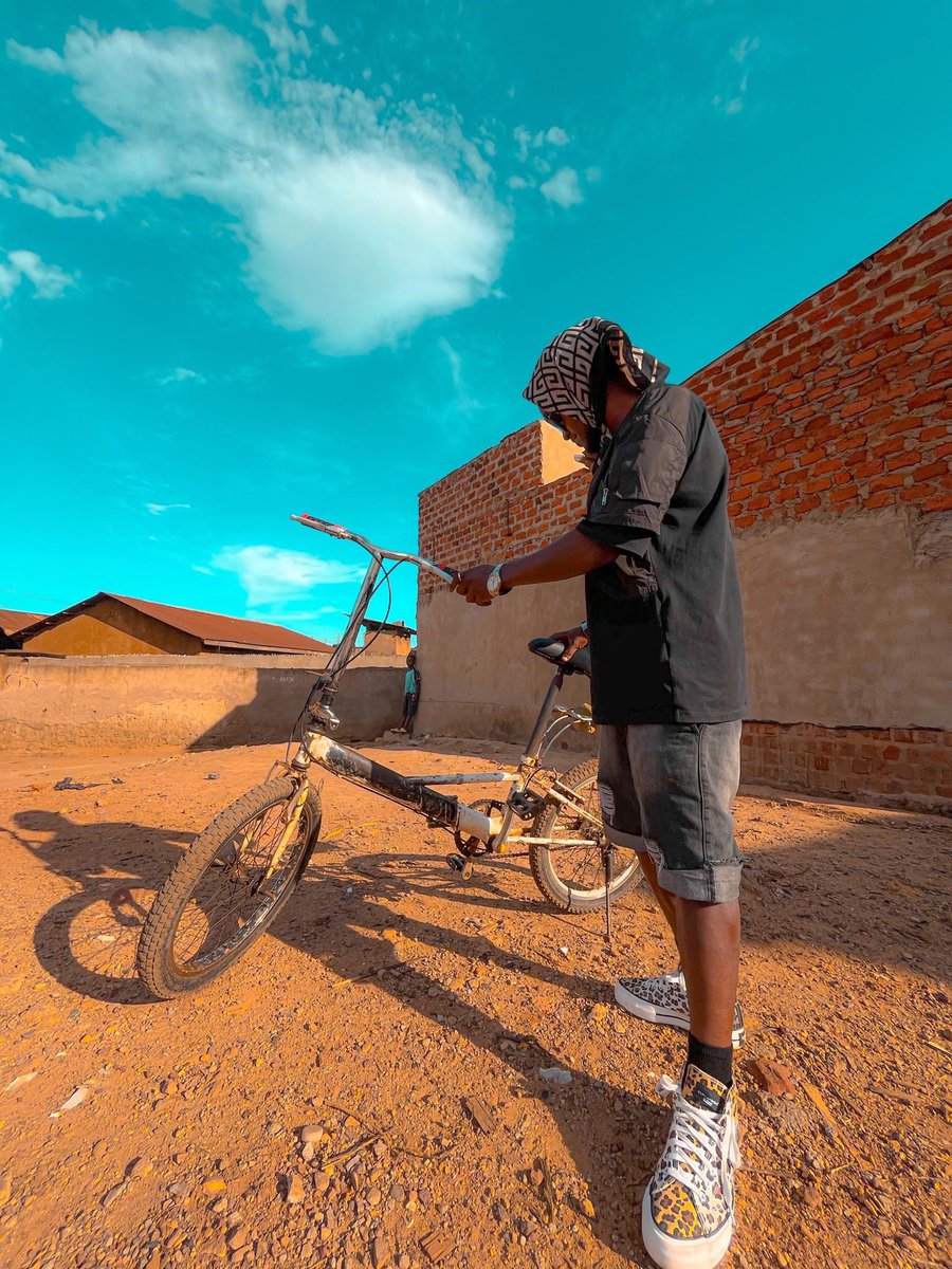 chembazz🇺🇬 tweet media