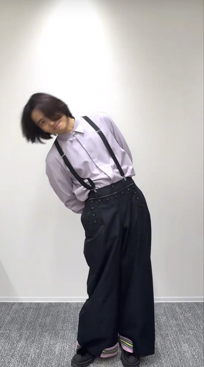 flower_yuk's tweet image. 健くんの方がかわいいー😍

#秒刻健
 #三宅健
vt.tiktok.com/ZSUyKyKta/