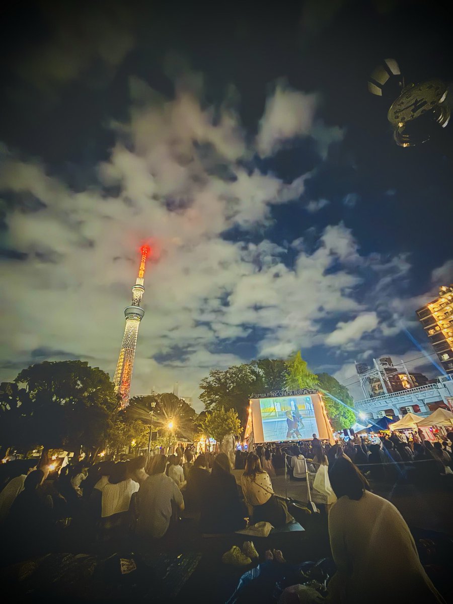 野外シネマ、最高ですね…！
どうかこれ以上寒くならないで🤧