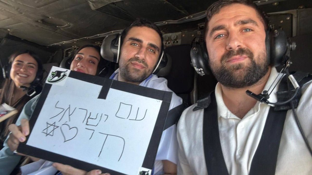 “Am Israel Chai”

What’s a stronger message than ‘the people of Israel live forever’ after surviving Hamas for two years 💜 

— released Segev Kalfon from the helicopter
