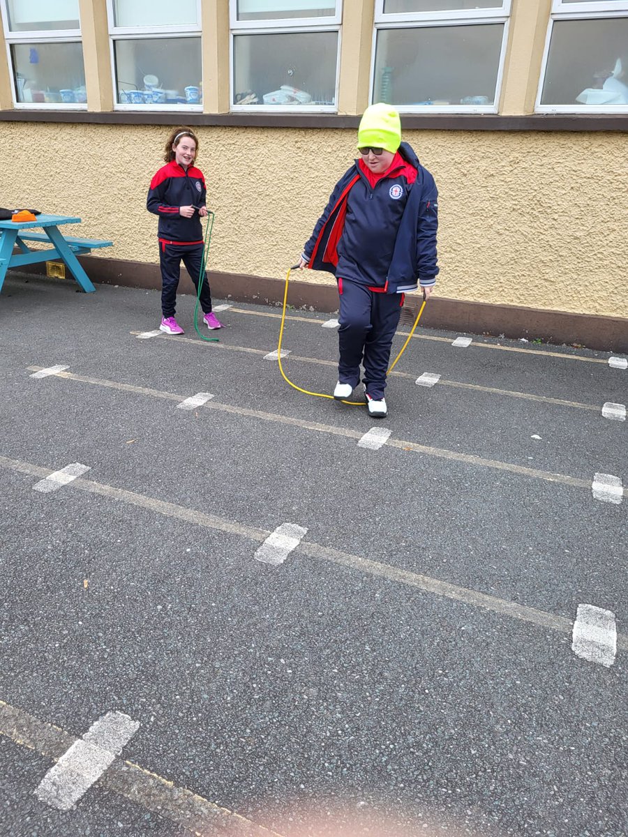 ScoilPadrePio's tweet photo. Our School have started the #SkipAroundtheWorld challenge last week. Serious progress being made already #activeflag https://t.co/zCSLdHiPln
