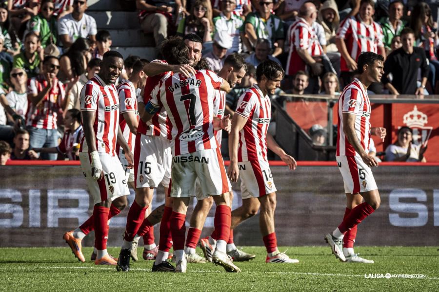📻🔴⚪️ Actualidad del <a href="/RealSporting/">Real Sporting</a>.

⚽️ El equipo gijonés rompe la mala dinámica. 
🎤 Escuchamos a Borja Jiménez, José Alberto y Guille Rosas. 
☎️ Hablamos con <a href="/A1enamorado/">Arturo Enamorado “territorio portero”</a>.
🏋🏻‍♂️ La mañana en Mareo.