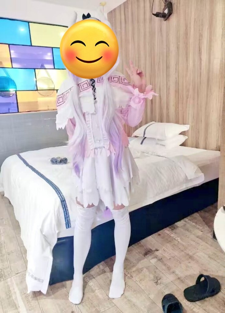 sorasorasoraquq's tweet photo. 好久以前的女装照片，重新发上去ww是康纳哦
#男娘 #伪娘 #女装 #cos #白丝 https://t.co/3SrPkBcPnm