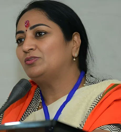 BhikuMhatre tweet media