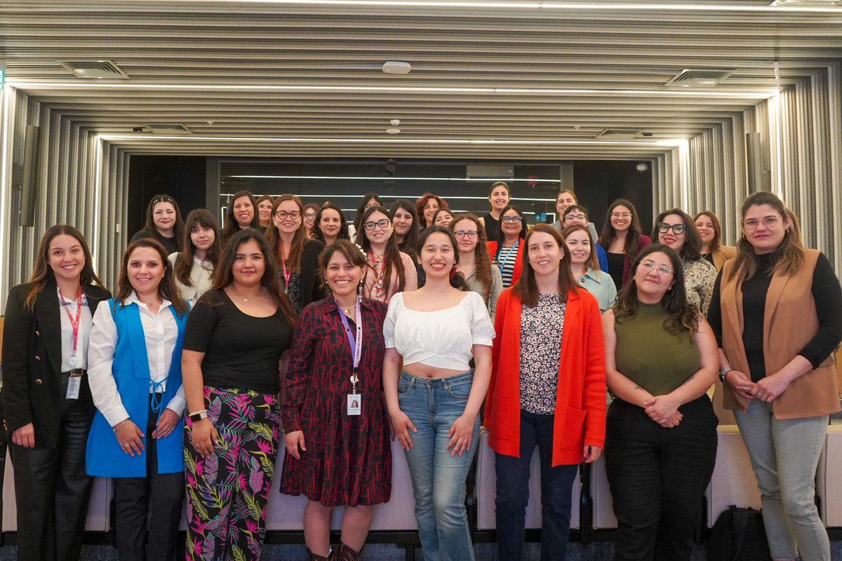 usach's tweet image. ¡Potenciando el liderazgo STEM! ✨ La #Usach y #EnelChile lanzan programa de mentorías exclusivo para estudiantes mujeres de Ingeniería y Ciencia.

El objetivo: fortalecer sus habilidades y desarrollo profesional. ¡Una gran oportunidad para las futuras líderes!

Todos los…