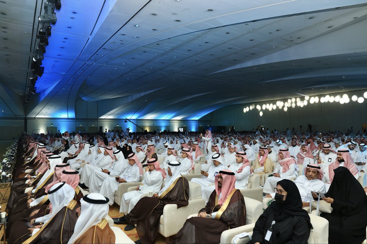 يوسف البنيان tweet media