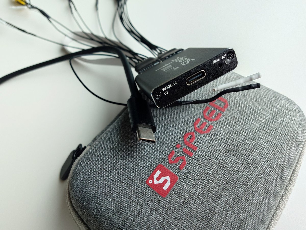 Spirit532_'s tweet image. So, @SipeedIO sent me their new SLogic16U3 USB3 logic analyzer to review(free, no obligation). Inside is just a tiny Gowin GW5AT-LV15 FPGA doing softcore USB3(!!!), which is how they made it so cheap. 800MHz@4ch is quite impressive. My verdict? Definitely going in the tool box.