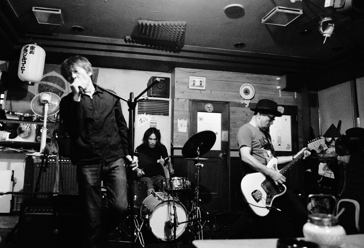 新宿アウトロー tweet media