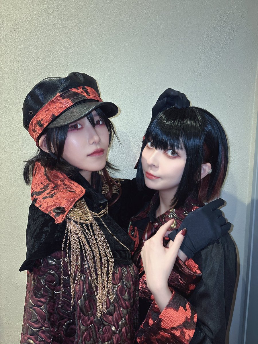 manami_k1017's tweet image. 改めてありがとうございました。

ひさびさにくろのぶペアで濃密な時間を過ごせて嬉しかったです🖤

そして、次回は政宗として！
ついに幸村と対決できるのかな…⚔️

家康様の元で精一杯闘います💙

まだまだ続いていく降臨SOUL、これからもよろしくお願いします！

#降臨SOUL
#降臨祭