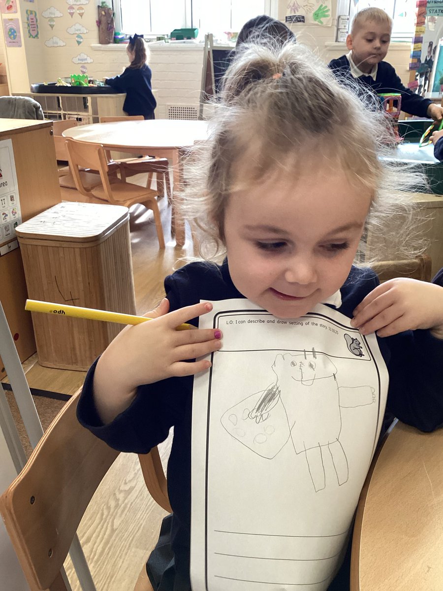 EgremontEYFS's tweet photo. Our first drawing club was very successful in F2M! We had lots of fun talking about the character and creating our secret codes! ✏️✍️ #TheDrawingClub #EYFSLiteracy https://t.co/9mYUMQramn