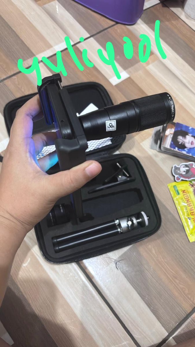 yuliyool's tweet photo. Wts wtr telezoom 22x original apexel not kw
Dijual 230k nett plus bracket
bracketnya bukan yang kayak jepitan
Atau rental untuk sektor k 50k/day
Bisa cod venue yaaa
Wtb
#telezoom #sektork https://t.co/Nby2A6Vyas