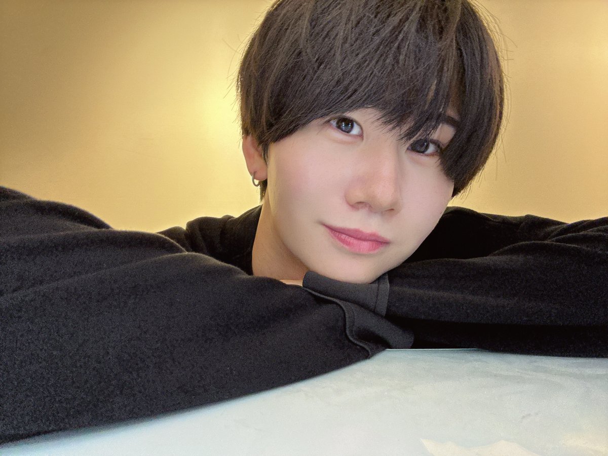 Nizi_Pale_Nagi's tweet image. じー👀