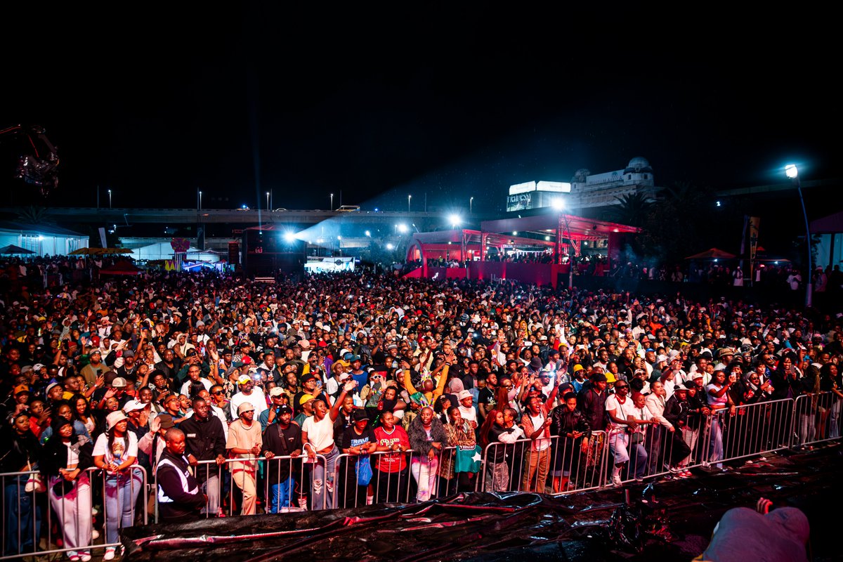 hh411tv's tweet photo. 🇿🇦 @BacktothecitySA 2025 was South Africa’s biggest Hip-Hop celebration! 🔥 From unforgettable performances to cultural moments, plus @LupeFiasco  lighting up the city! 🌆🎤 Counting down to BTTC 2026 — 20 years of Hip-Hop! 💥🏆

#BackToTheCity #BTTC2025 #SAHipHop🇿🇦 #BTTC2026 https://t.co/3Ijd3RMh7B