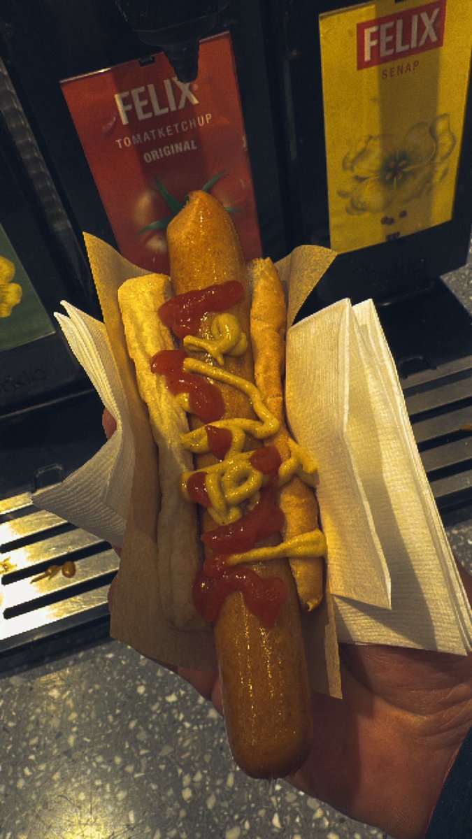 ON TOUR✌🏻🇸🇪 #Stockholm #Sweden #Airport