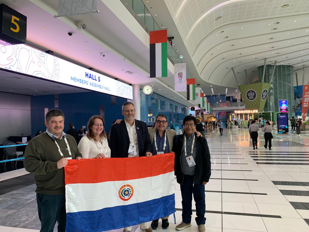 El comité paraguayo de la Unión Mundial por la Naturaleza (UICN) presente en el #IUCNcongress en #Abudhabi 
<a href="/fapi_paraguay/">FAPI</a> <a href="/guyraparaguay/">Guyra Paraguay</a> <a href="/MBertoni/">Fundación Moisés Bertoni</a>  <a href="/ProCosara/">PRO COSARA</a> <a href="/InstIDEA/">Instituto de Derecho y Economía Ambiental - IDEA</a>  
<a href="/UICN_SUR/">UICN América del Sur</a> 
El #iucncongress2025 reúne a gobiernos, ONGs, pueblos indígenas y comunidades de todo el mundo.
